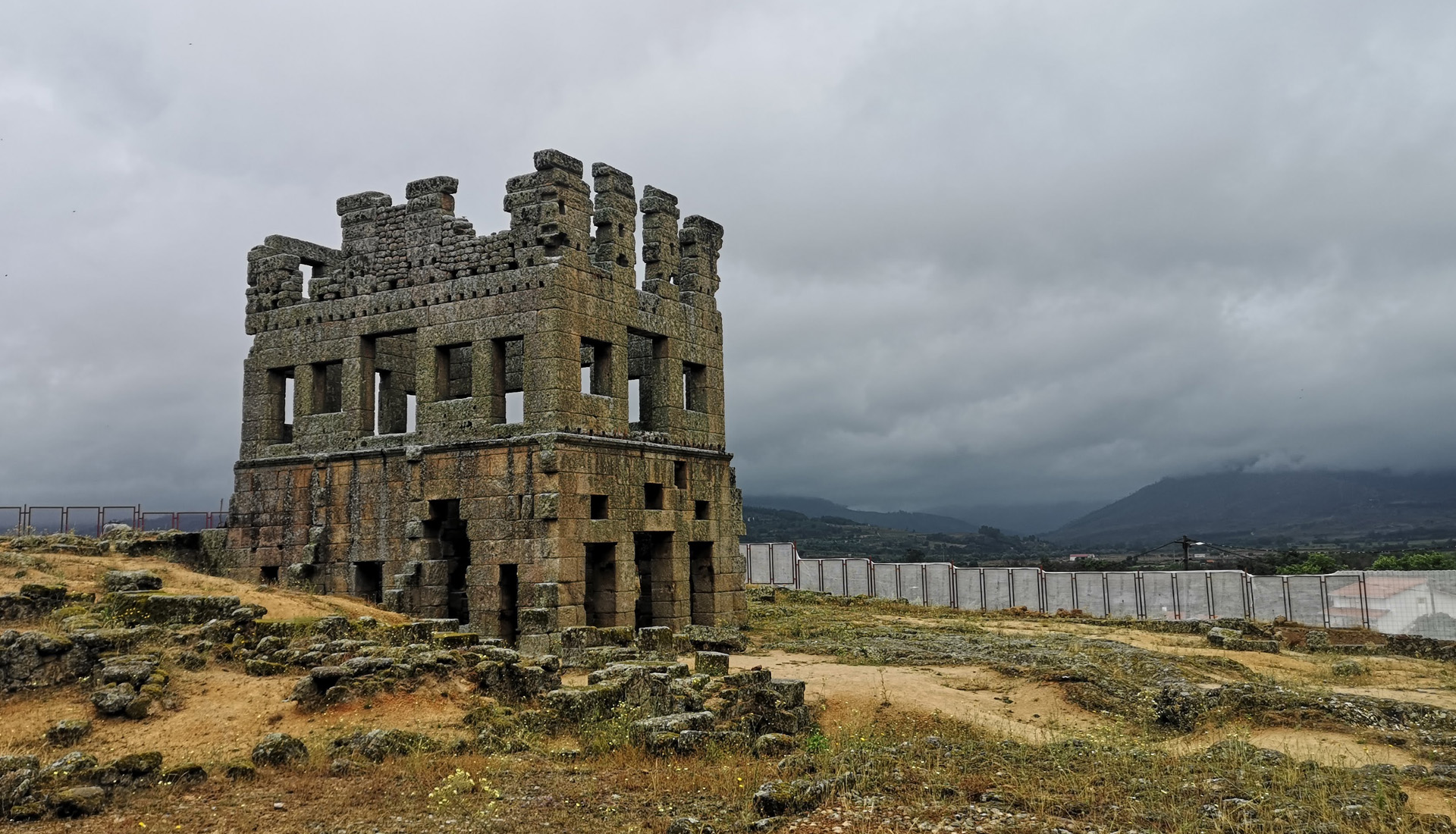 Torre de Centum Cellas - Belmonte - Pueblos Históricos - Rutas a Pie - Ruta de los Museos - Guía Turística - Beira Baixa